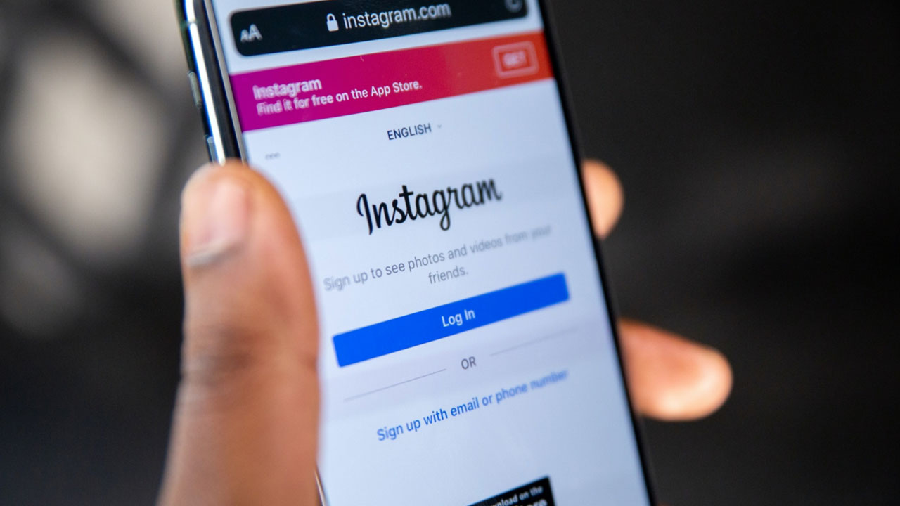 Instagram develops new money-making tools